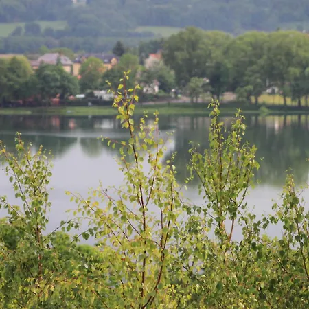miraMIRA Pokoje z widokiem na jezioro-2